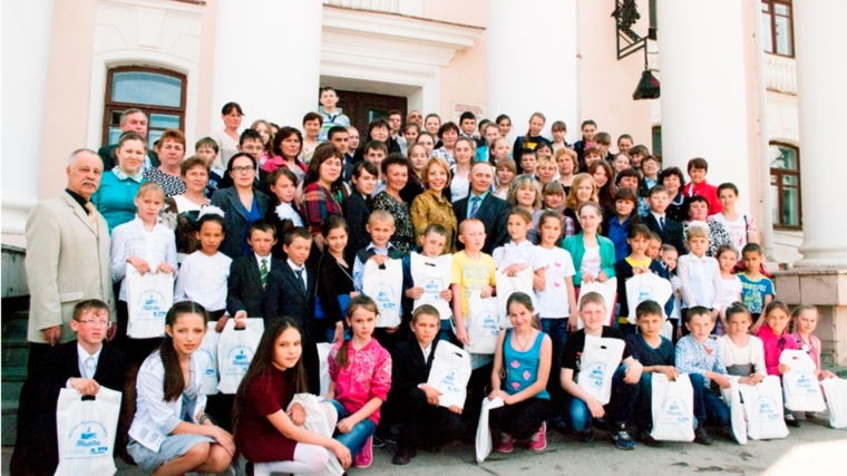 Хыпар» издательство çурчĕн çамрăк корреспонденчĕсем слета пухăнчĕç