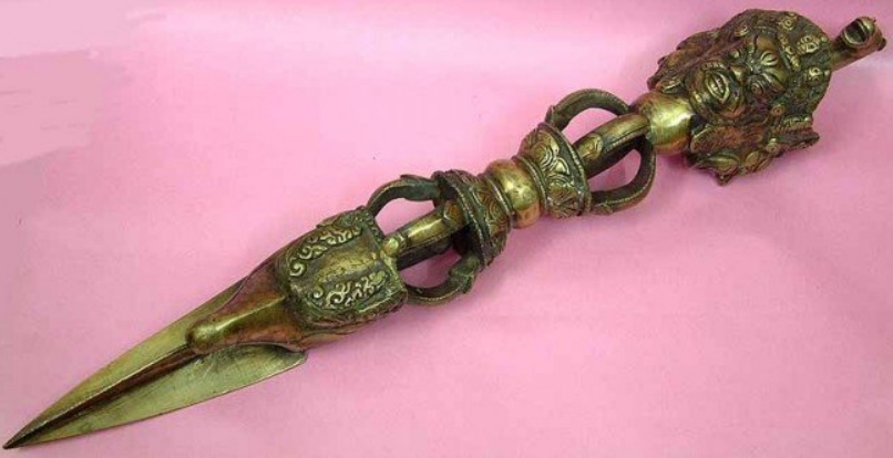 Посох великоустюжского епископа варлаама. Золотой жезл куриона. Древний скипетр. Кхаккхара посох. Скипетр древних.