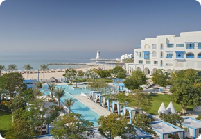 Hilton Salwa Beach Resort & Villa 5* 