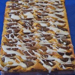 Сливовый пирог с сахарной глазурью