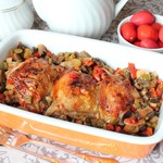 Куриные бедра в перечно-баклажанном соусе