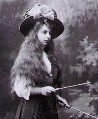 Тамара, 13 лет, Монте-Карло, 1911.jpg Тамара, 13 лет, Монте-Карло, 1911.jpg