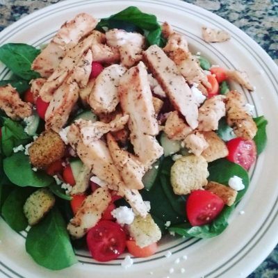 Салат “Цезарь” по-новому - рецепт с фото Салат “Цезарь” по-новому - рецепт с фото