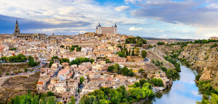 8 городов Испании, куда лучше ехать осенью, чем летом