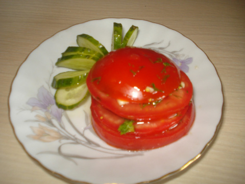 Маринованные помидоры за пол-часа ("Курсы быстрой готовки") Маринованные помидоры за пол-часа ("Курсы быстрой готовки")