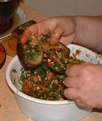 baklazhany-marinovannye-farshirovannye7jpg (357x423, 39Kb)