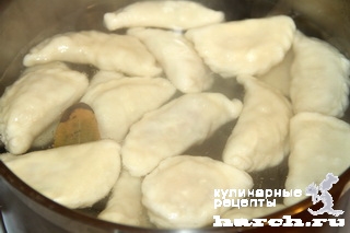Бабушкины вареники с фаршем и сырым картофелем Бабушкины вареники с фаршем и сырым картофелем