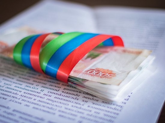 Платное обучение в ПетрГУ: узнали сколько стоит в этом году