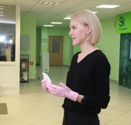 Алена Аршинова открыла в
чебоксарской гимназии летний детский
лагерь в онлайн-формате