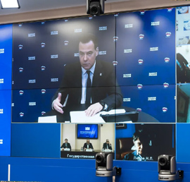 Дмитрий Медведев — о поправках в
Трудовой кодекс: Наша задача —
системно переработать существующие в
законе нормы