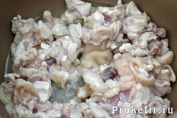 kurinyj-rulet-v-butylke-s-zhelatinom-orekhami-i-chesnokom-2 (500x267, 329Kb)